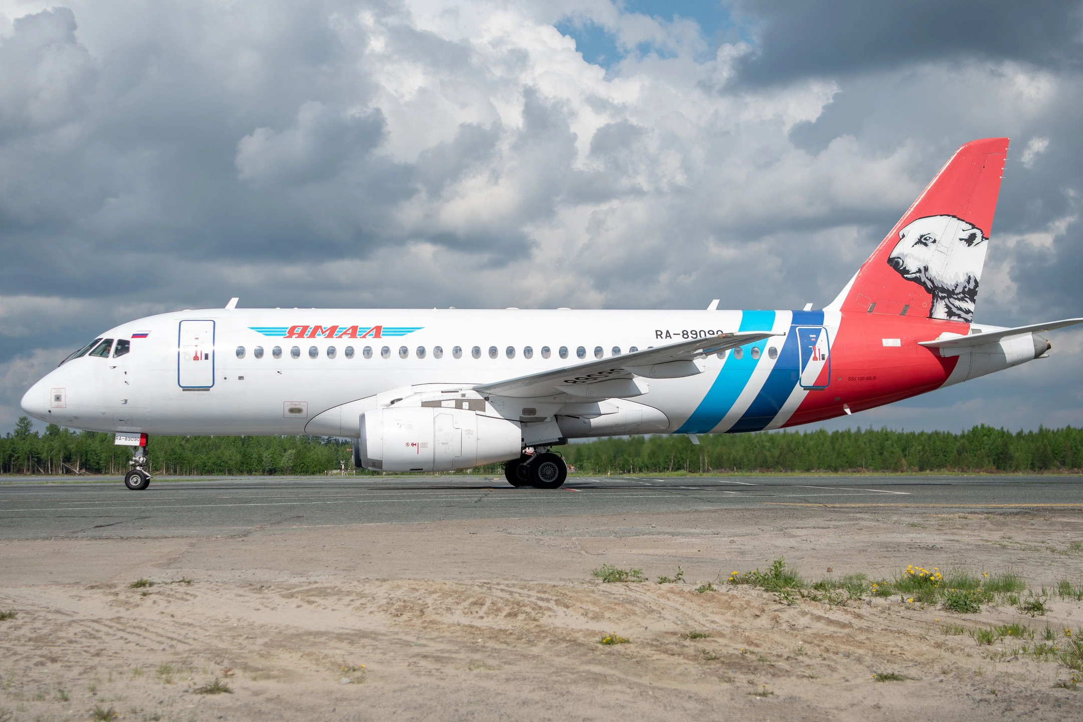 Авиакомпания «Ямал» опровергла возгорание своего самолета в Пулково