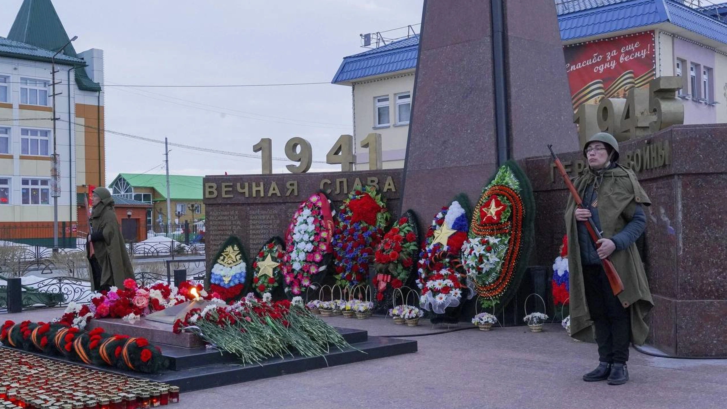 Из поселка Богандинский эвакуируют людей из-за пожара | Ямал-Медиа