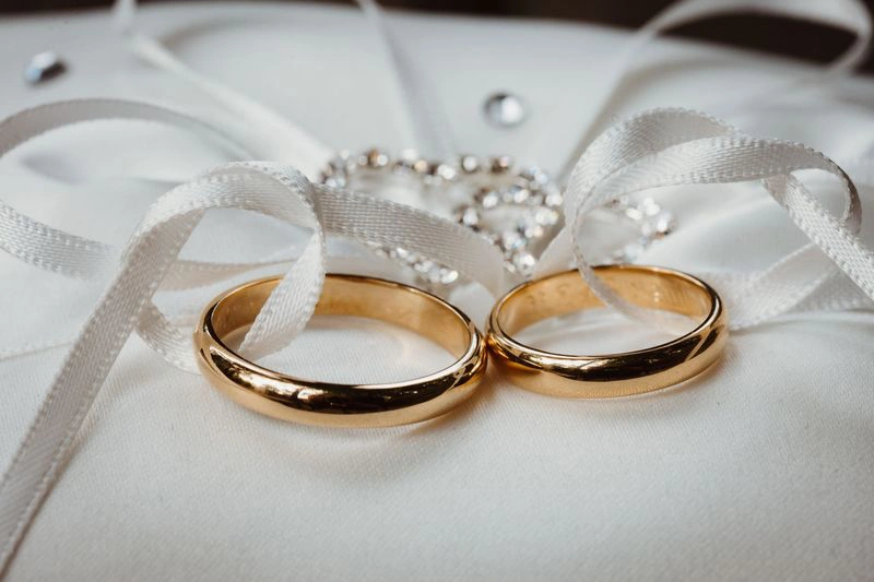 В ЯНАО прошла выездная регистрация брака участников восхождения на Рай-Из