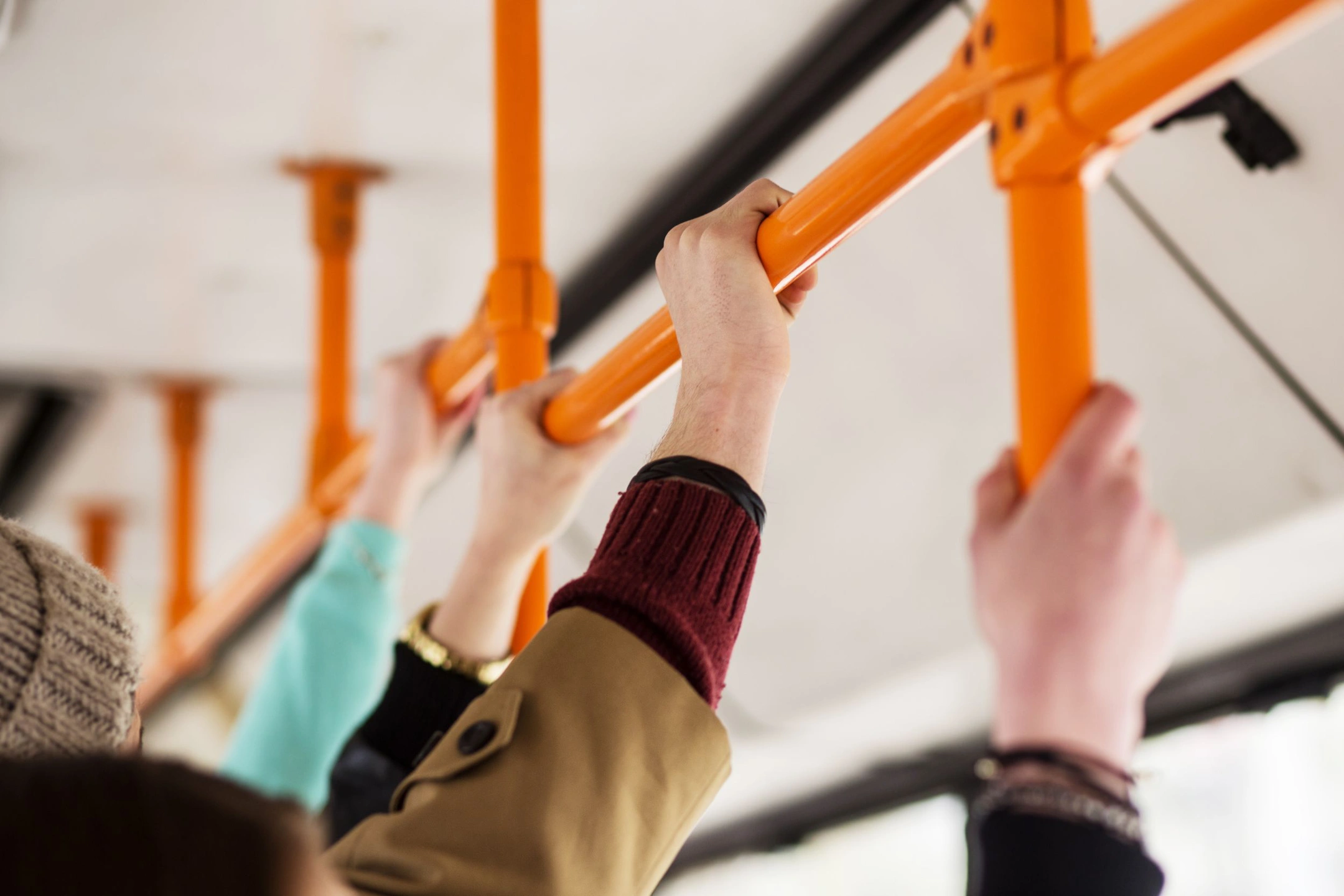 Ямал в подшефной Волновахе помог восстановить автобусные рейсы