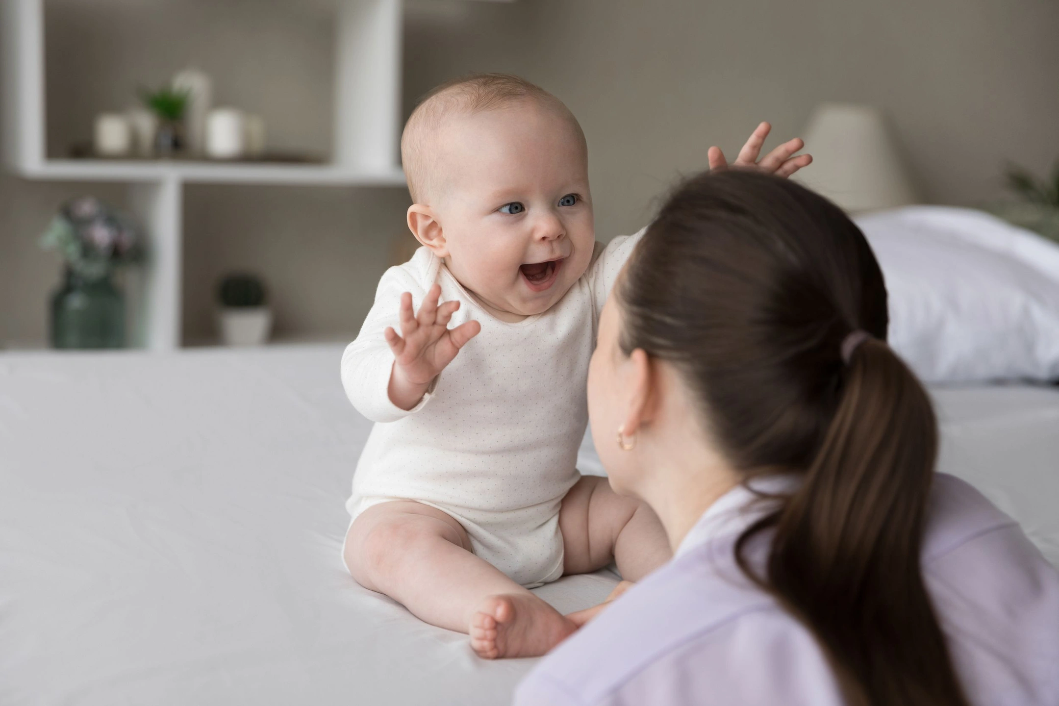 Китайские учёные порекомендовали общаться с младенцем на его «языке»