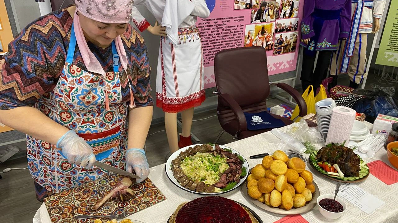 Гастрономические чудеса. В Тазовском оценили мастерство местных кулинаров |  «Красный Север»