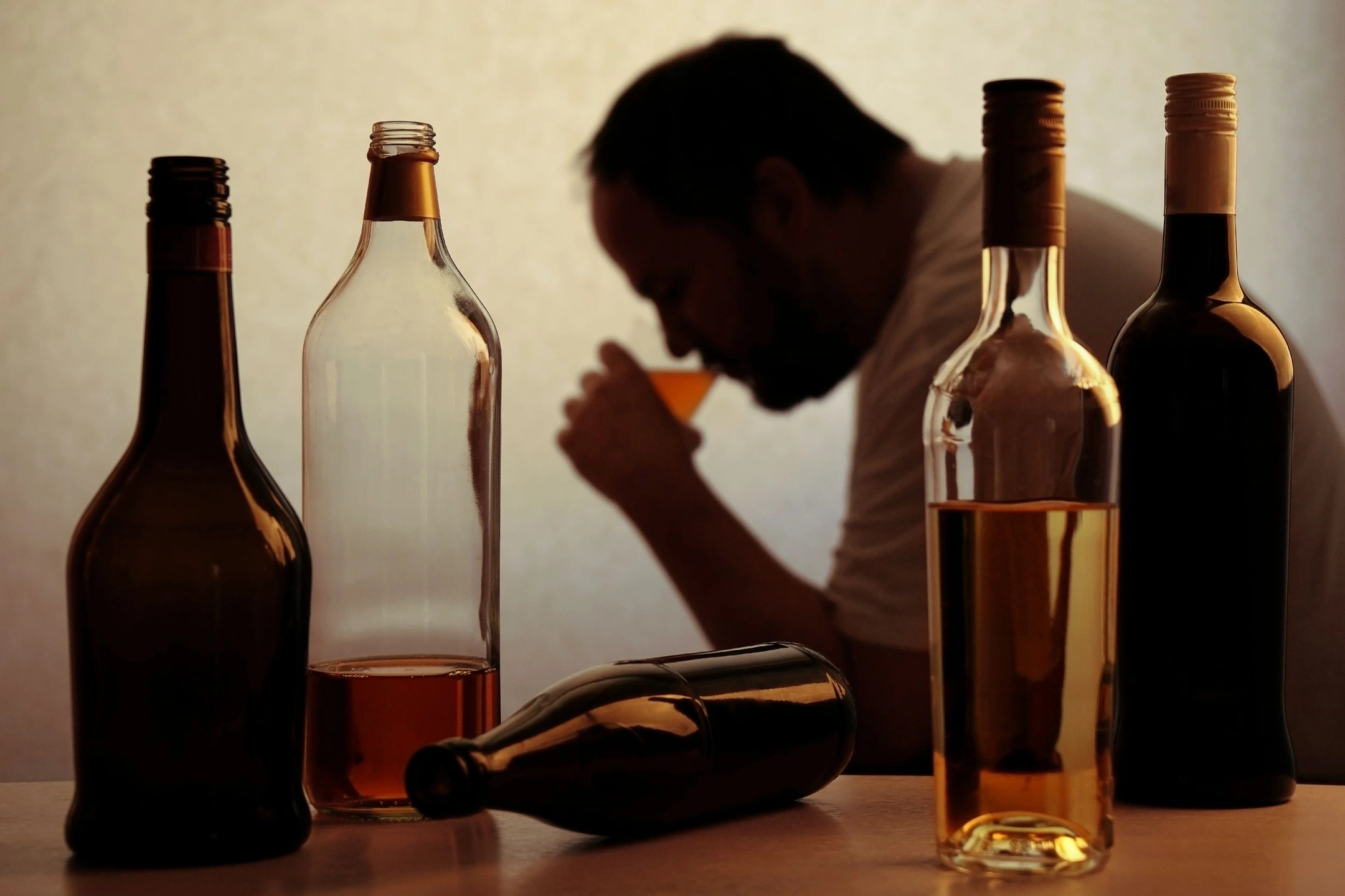 Daily Mail: скрытый алкоголизм выдают гипертония и снижение интереса к сексу