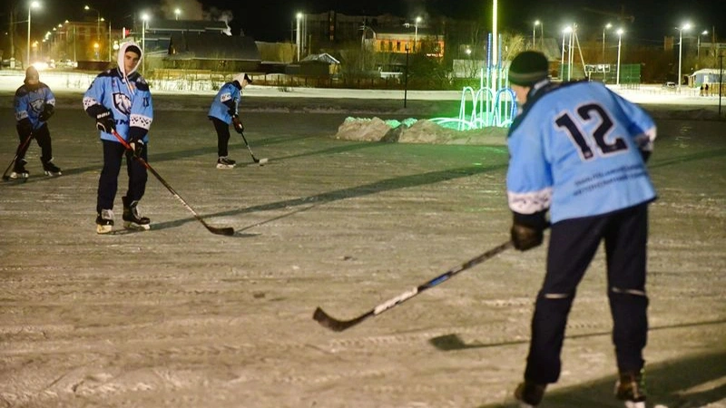 В Салехарде отметят День защитника Отечества хоккеем в валенках