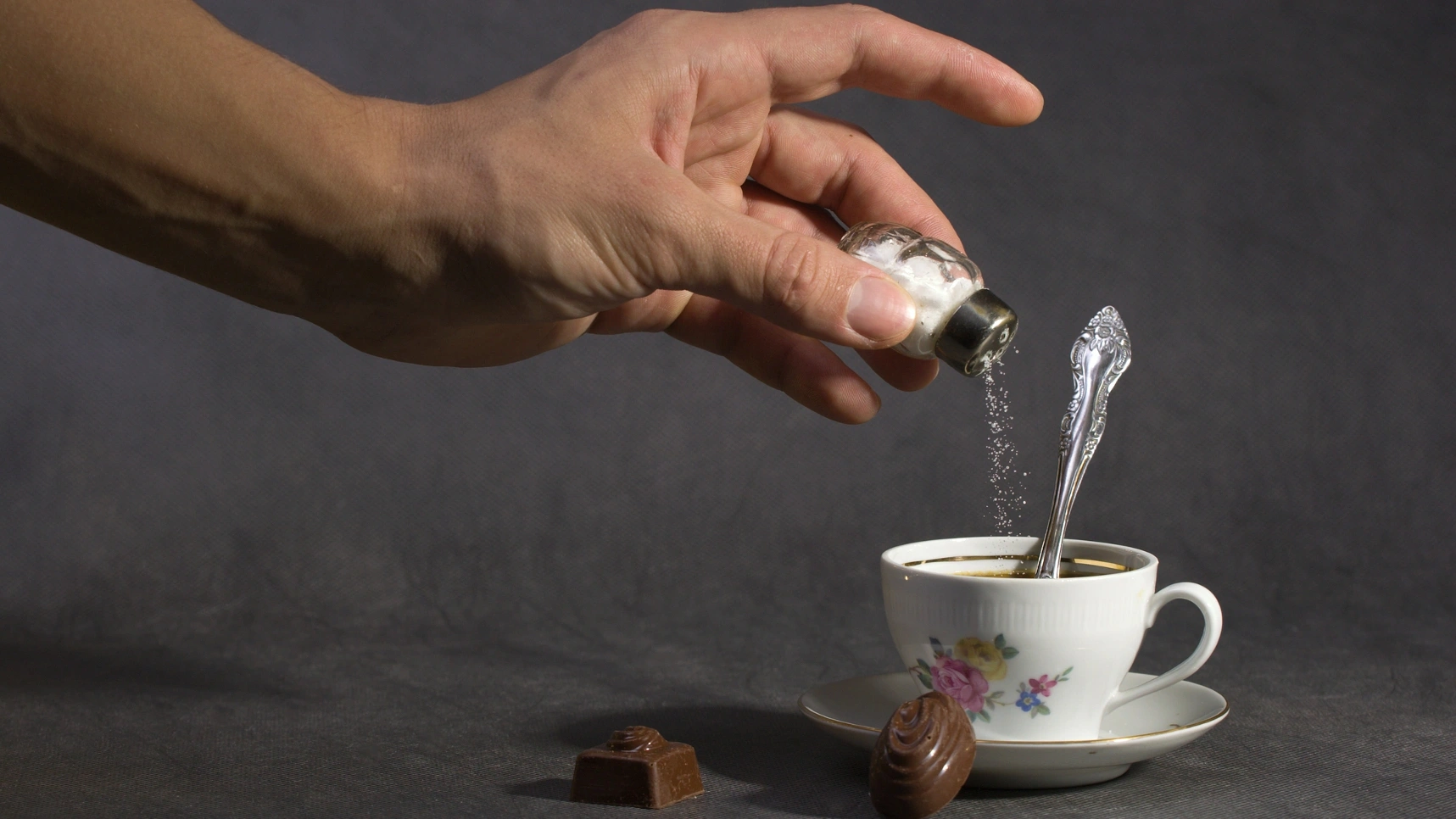 OMH: названы преимущества соленого чая для здоровья