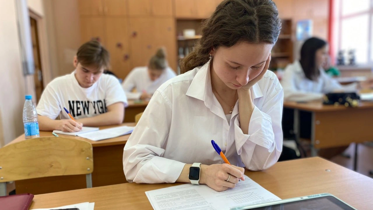 Почти 60 школьников Ямала получили сертификат «ЯНАОлимп»
