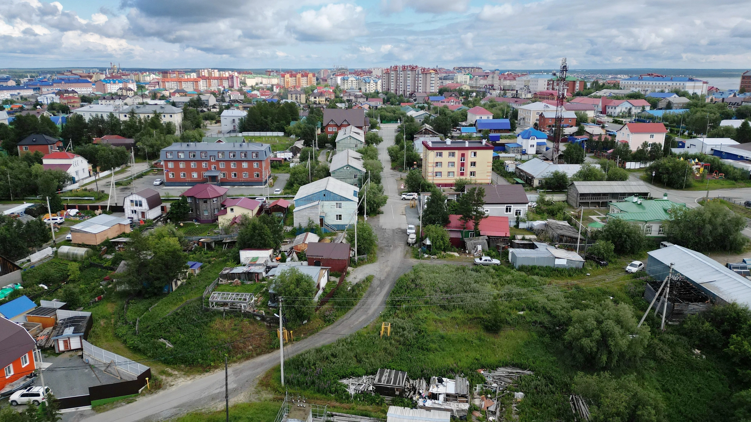 Салехард отметит День города театральным фестивалем, акробатическим шоу и ухой по ГОСТу