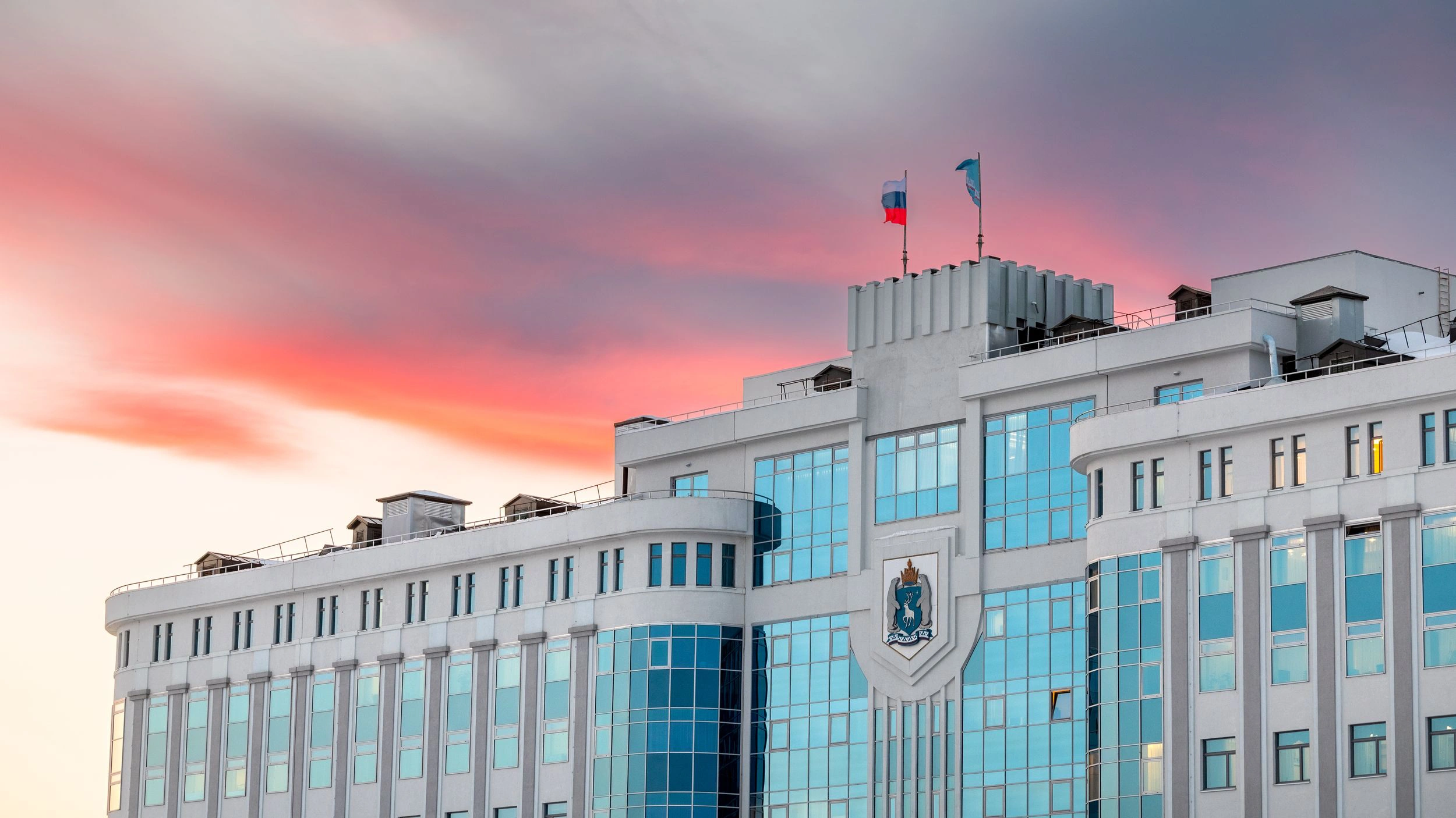 Глава Ямала провел заседание антинаркотической комиссии региона